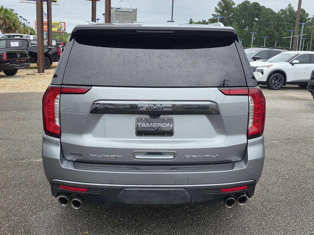 Used 2023 GMC Yukon Denali Ultimate AWD/4WD image 4