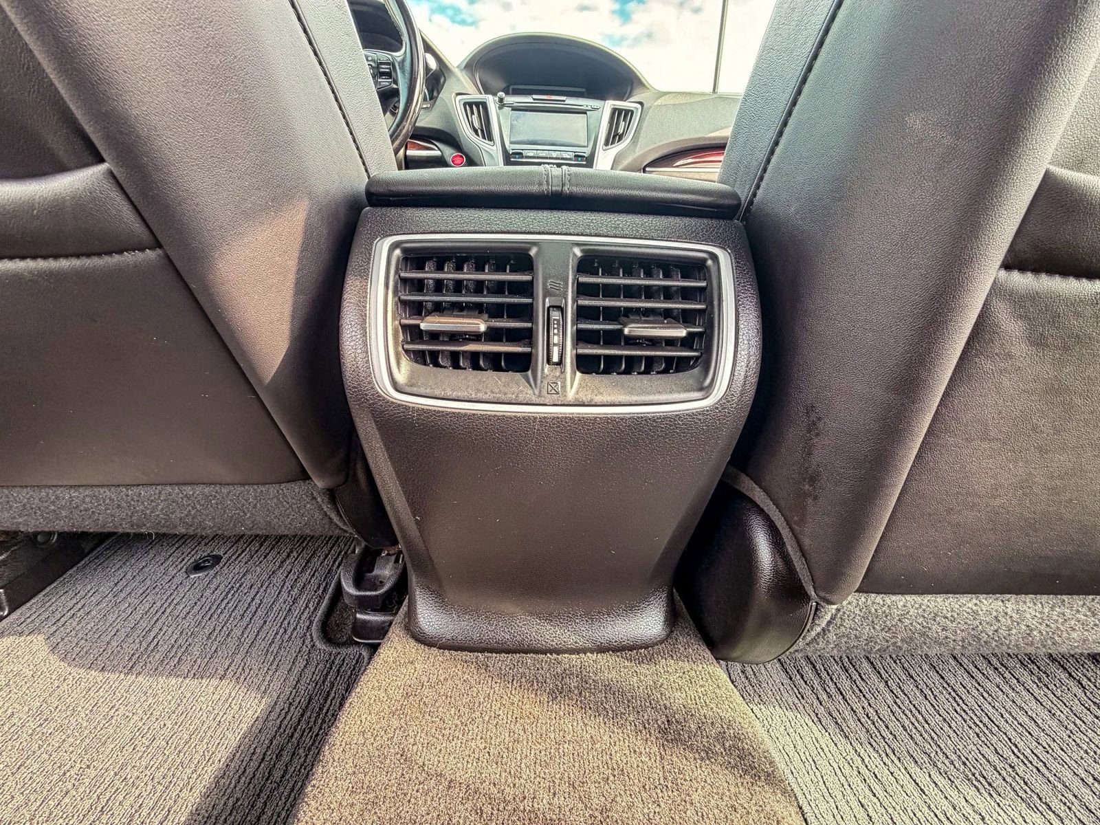 Used 2015 Acura TLX V6 SH-AWD w/ Technology Pkg image 33