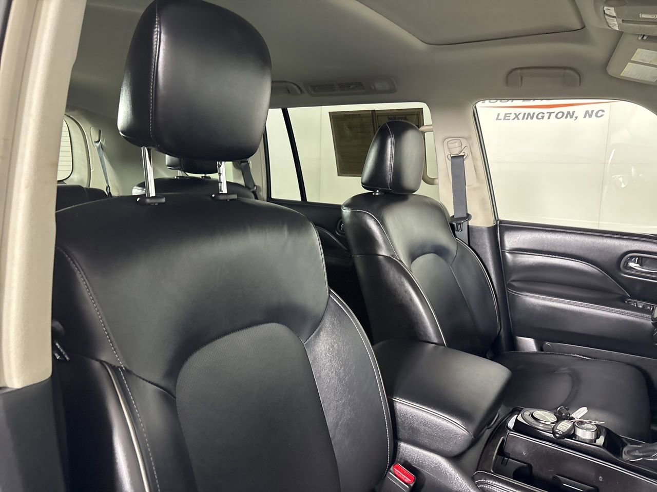 Used 2021 INFINITI QX80 Luxe image 32