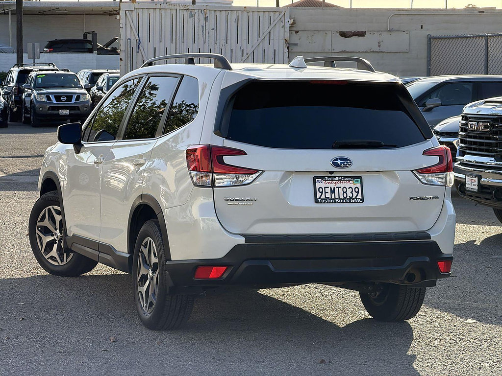Used 2019 Subaru Forester Premium w/ All-Weather Package AWD/4WD image 7