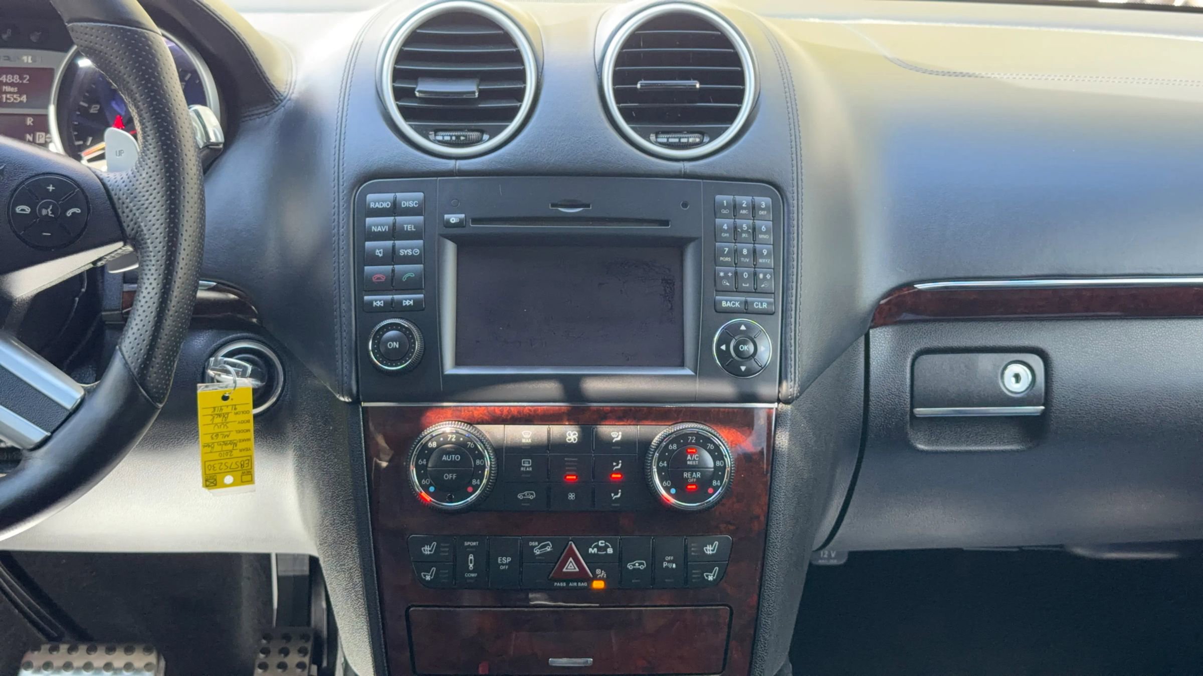 Used 2010 Mercedes-Benz ML 63 AMG 4MATIC image 26