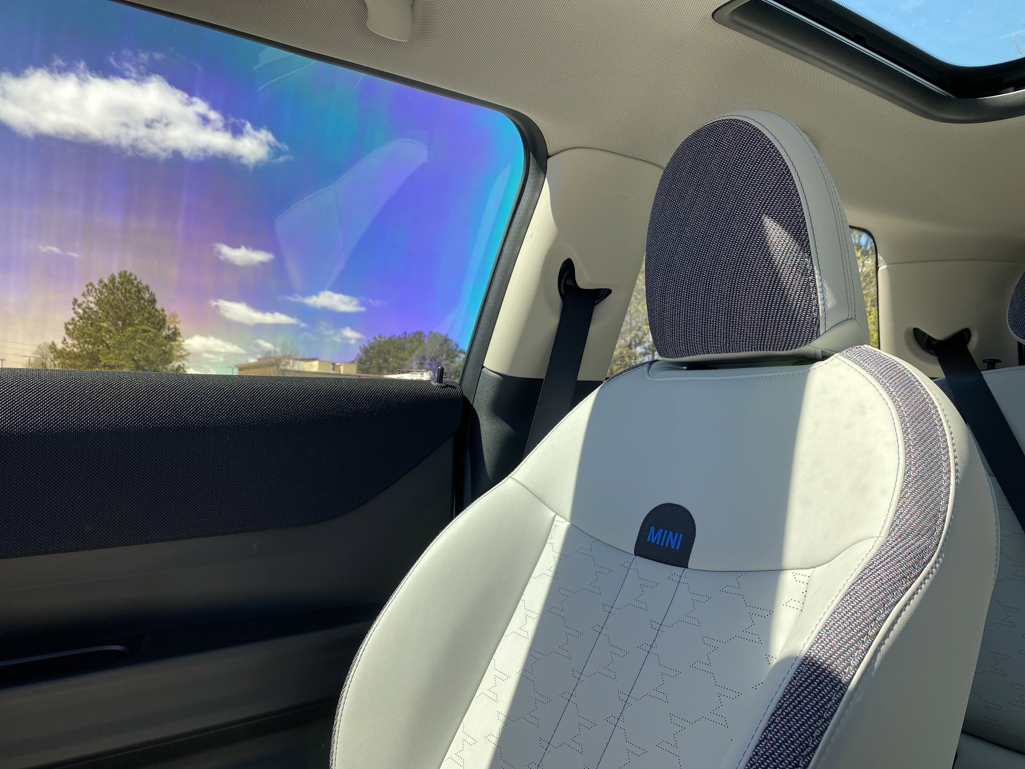 Certified 2025 MINI Cooper S image 28