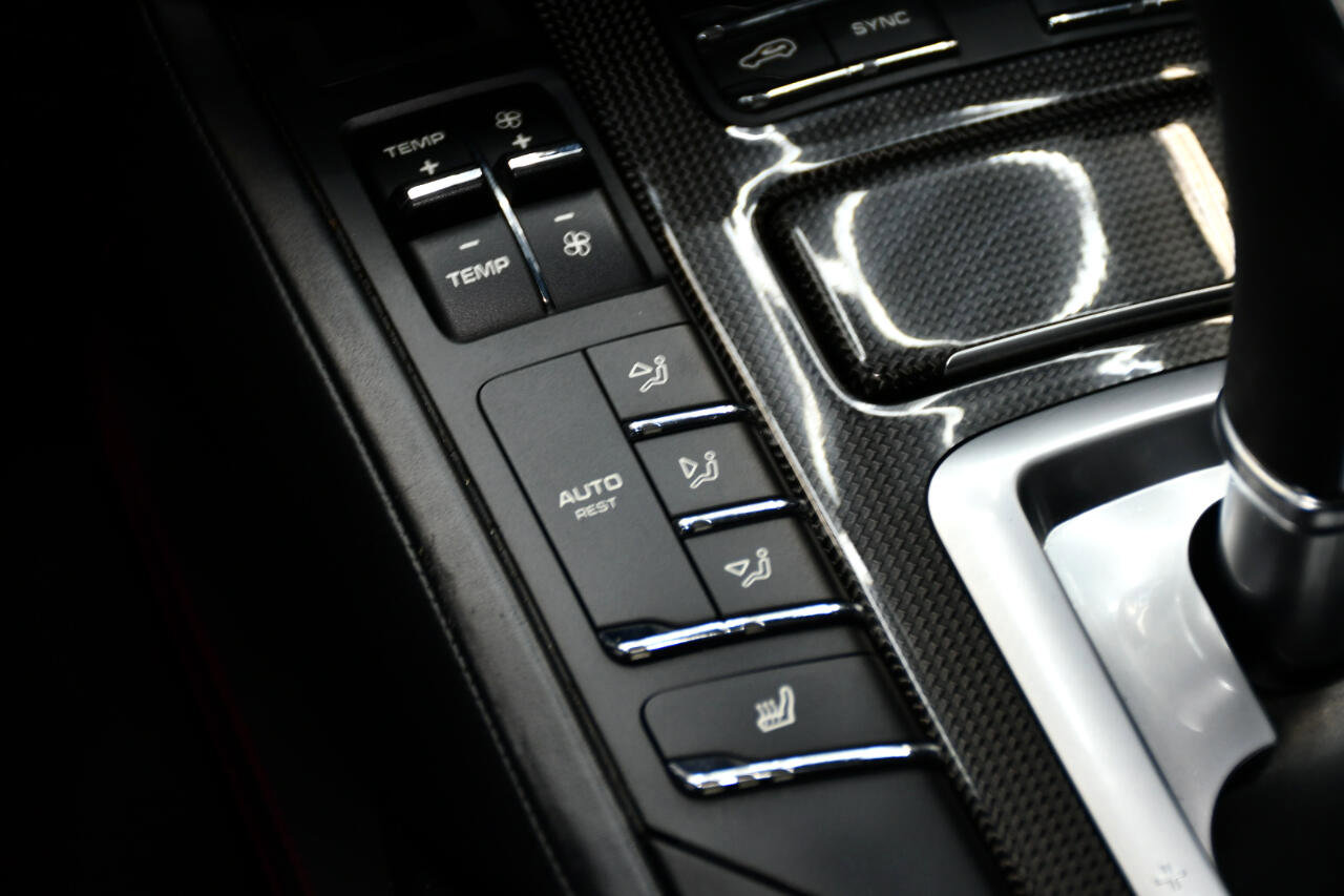 Used 2017 Porsche Cayenne GTS image 31