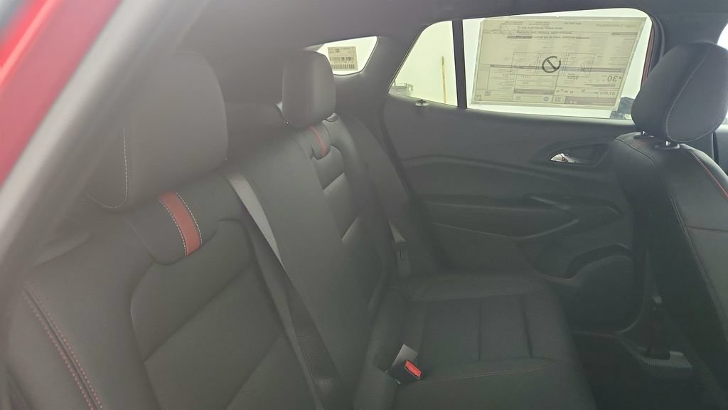 New 2026 Chevrolet Trax RS w/ Sunroof Package FWD image 25