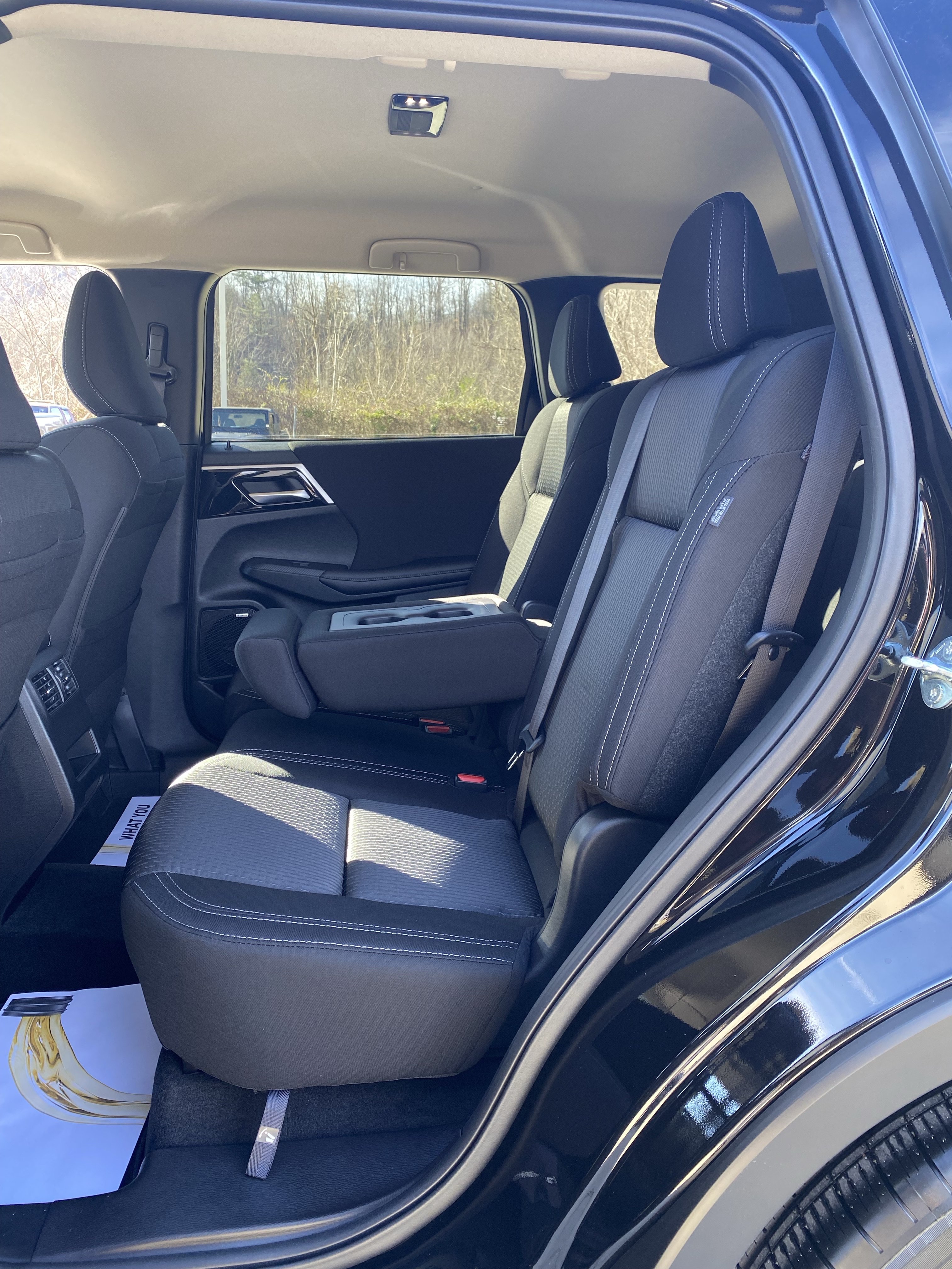 New 2026 Mitsubishi Outlander ES FWD image 16