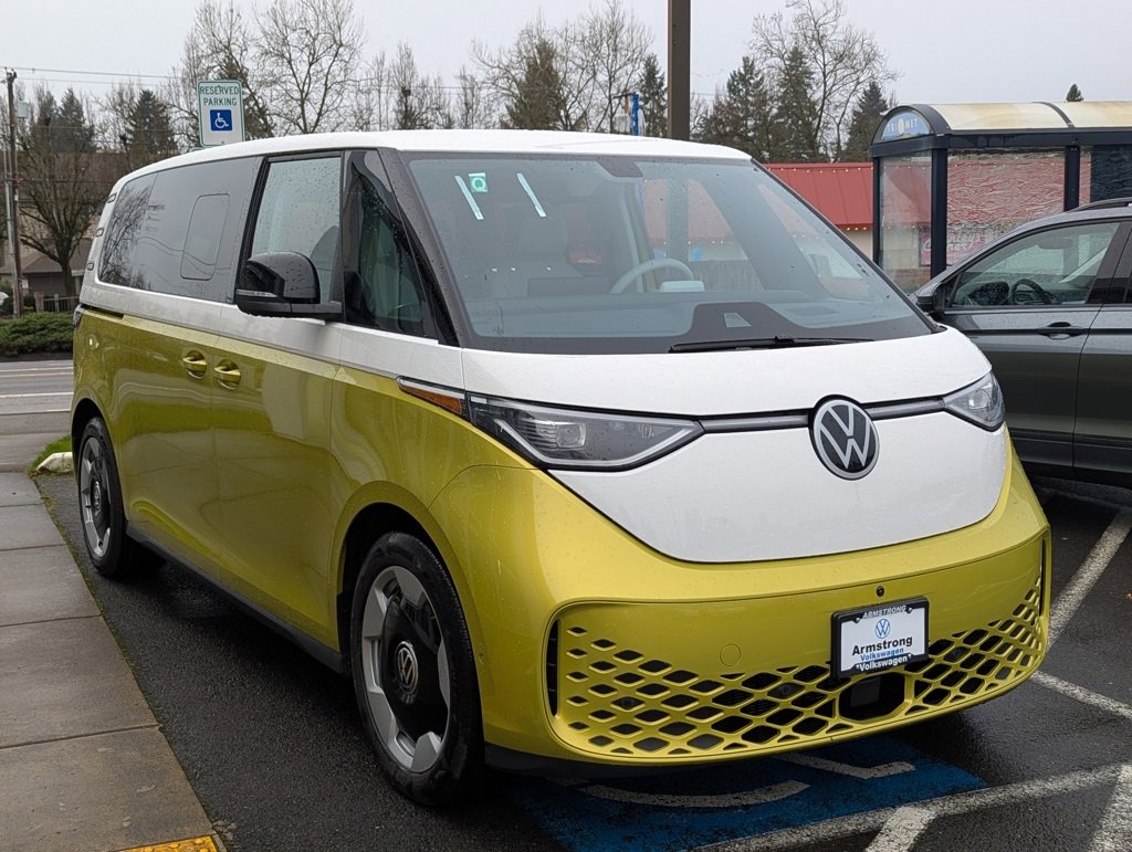 New 2025 Volkswagen ID. Buzz Pro S Plus image 7