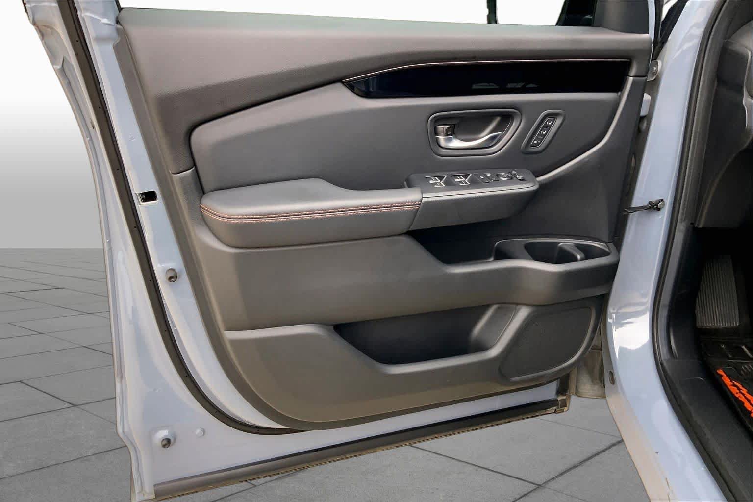 Used 2024 Honda Pilot TrailSport image 22