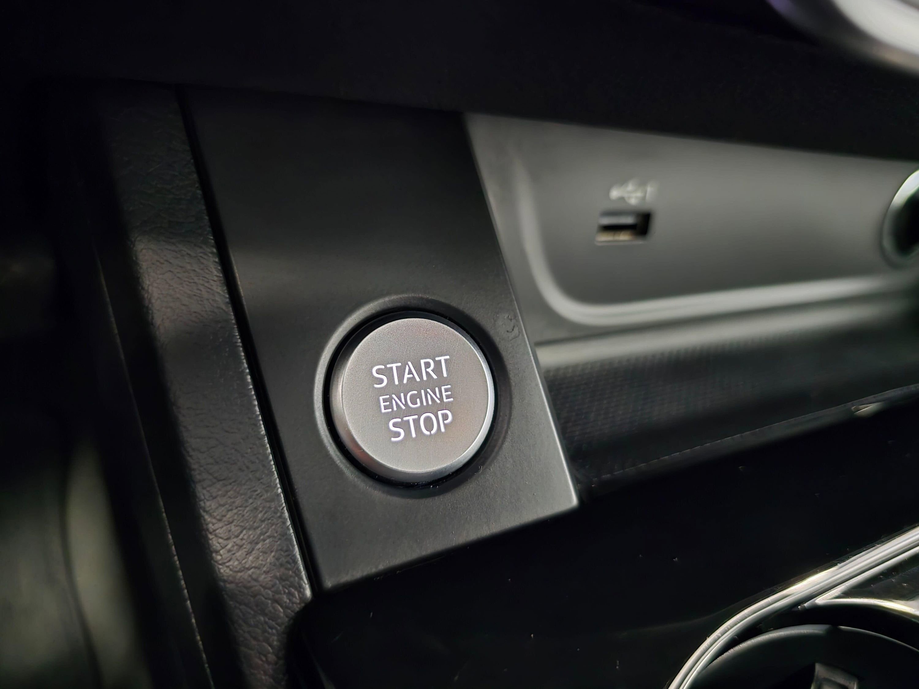 Used 2023 Audi A4 2.0T Premium w/ Convenience Package image 39