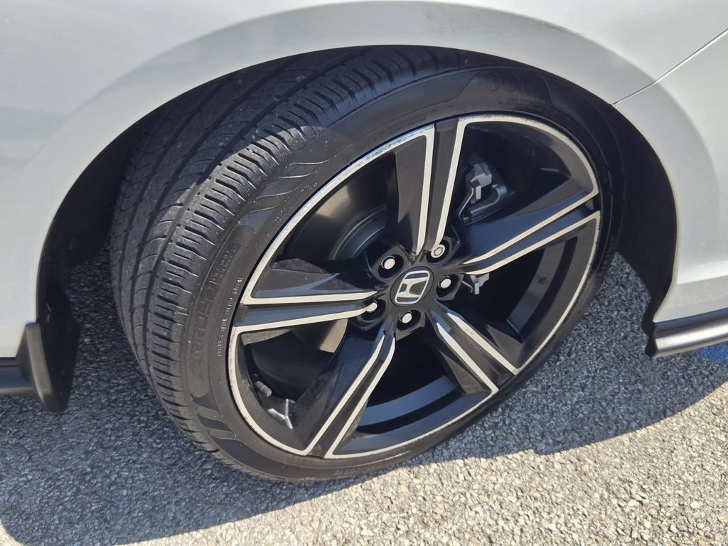 Used 2023 Honda Accord Sport image 6