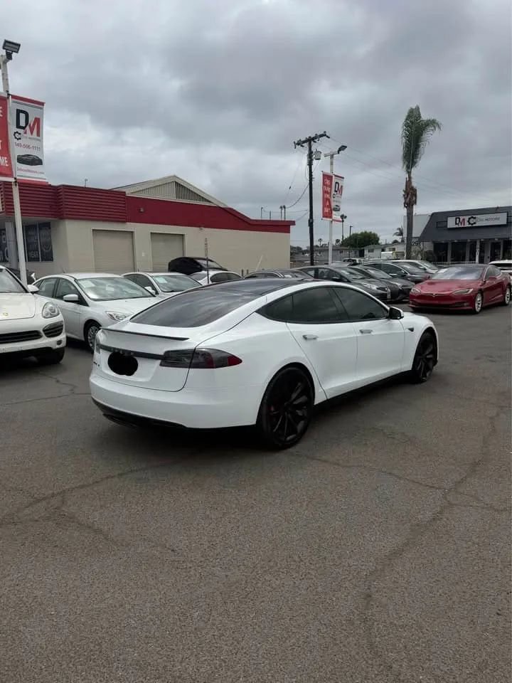 Used 2014 Tesla Model S P85 RWD image 4