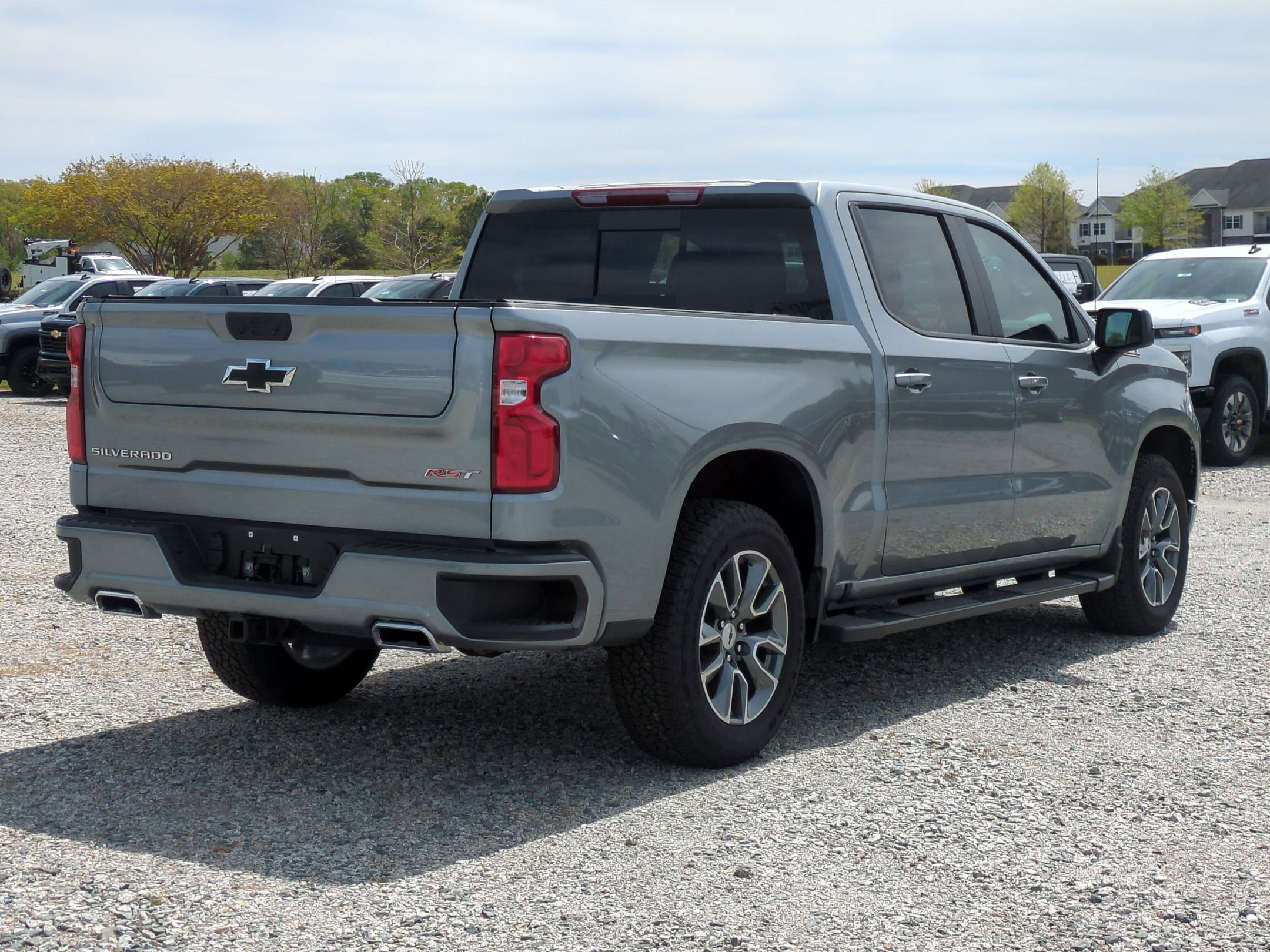 Certified 2026 Chevrolet Silverado 1500 RST AWD/4WD image 9