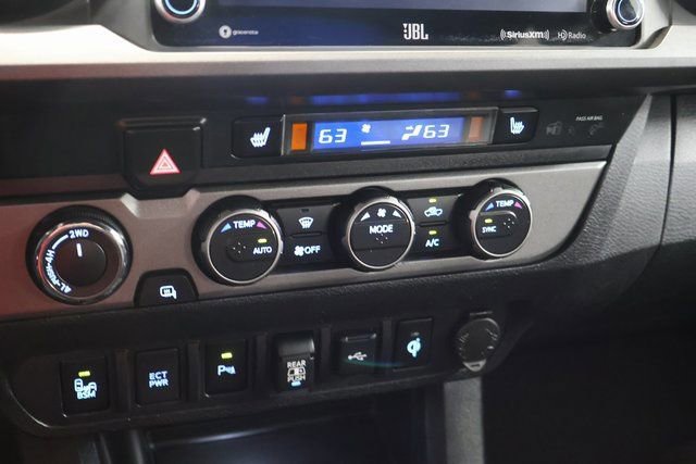 Used 2022 Toyota Tacoma TRD Sport w/ TRD Premium Sport Package AWD/4WD image 21