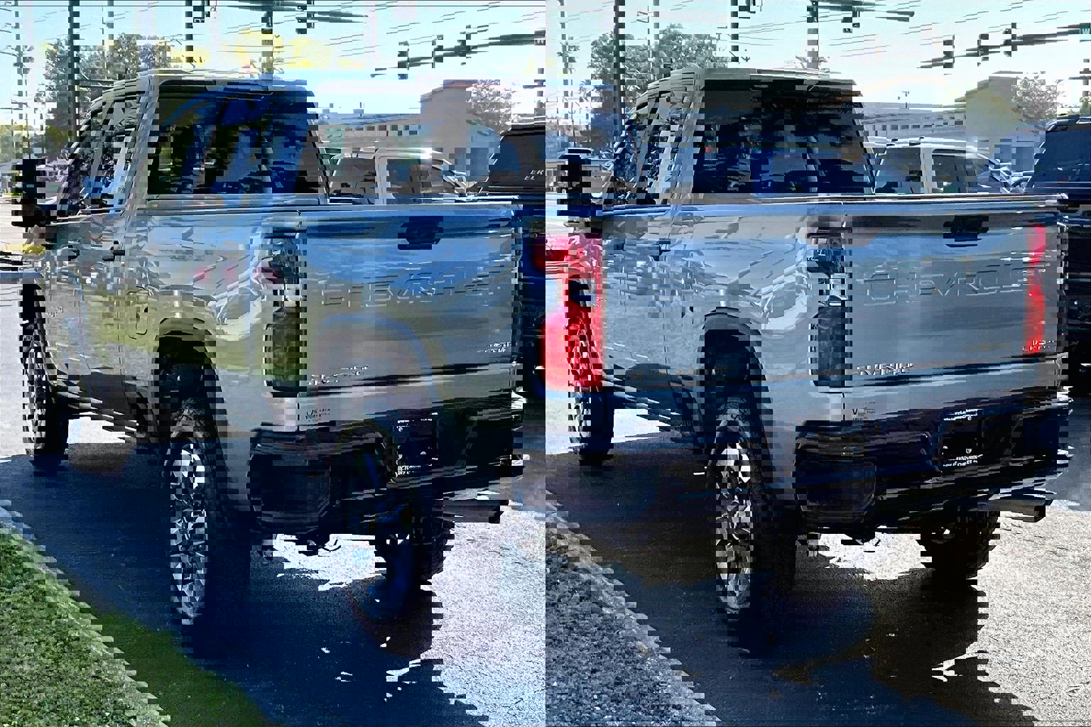 Certified 2025 Chevrolet Silverado 2500 Custom w/ Custom Value Package image 3