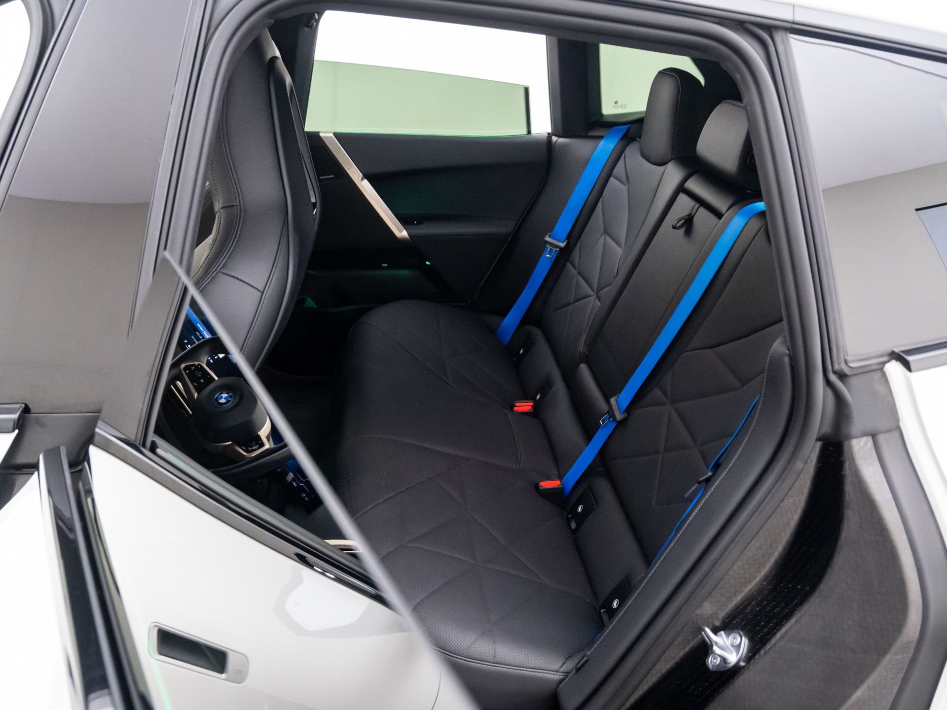 Used 2024 BMW iX xDrive50 w/ Convenience Package image 18