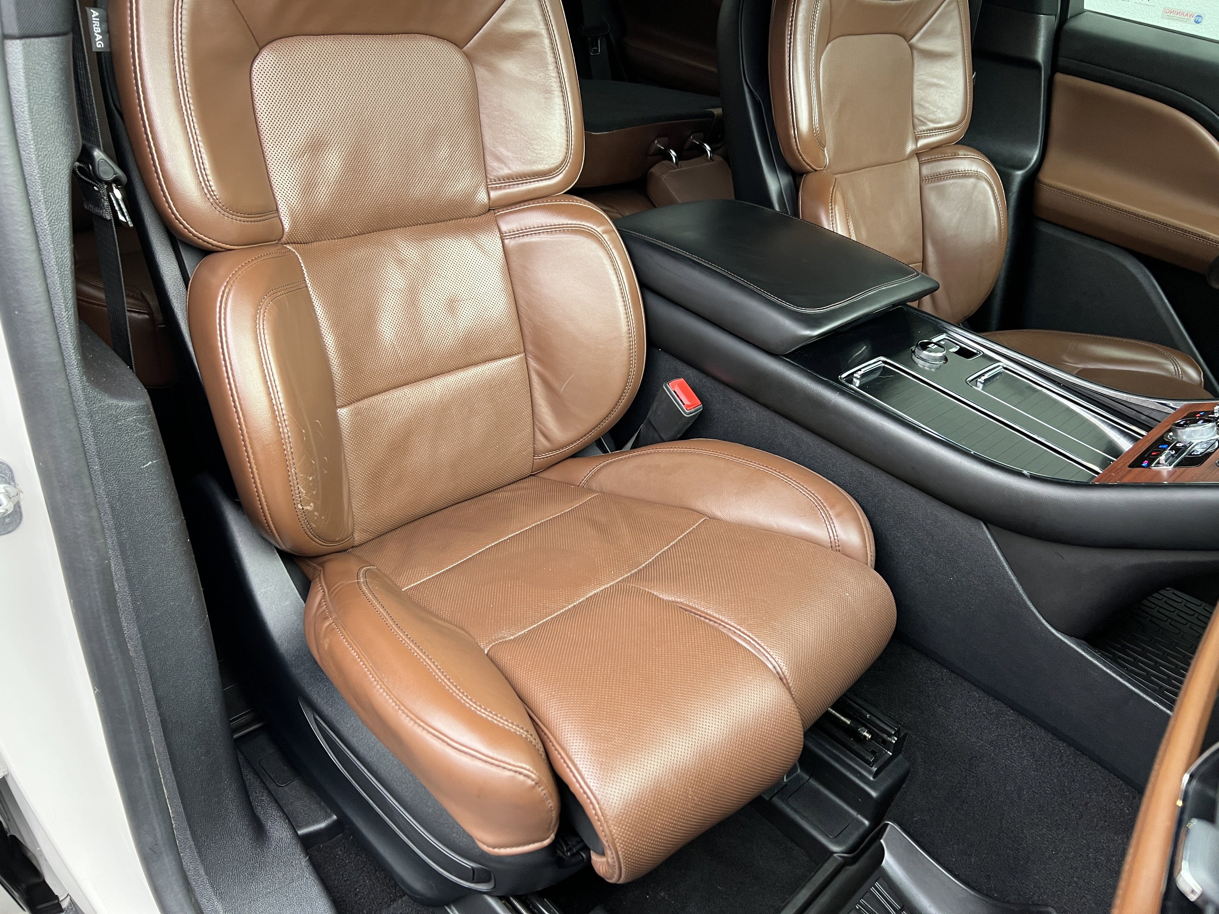 Used 2021 Lincoln Aviator Grand Touring w/ Equipment Group 302A image 27