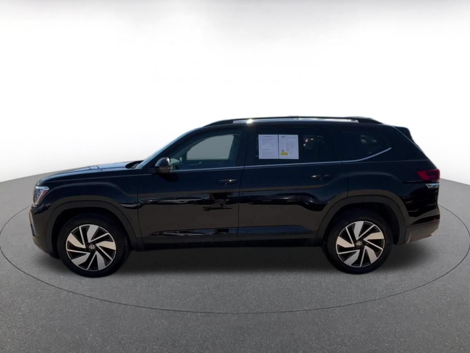 Used 2026 Volkswagen Atlas SE AWD/4WD image 9