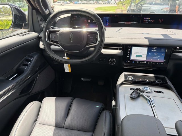 New 2026 Lincoln Navigator L Reserve w/ Jet Appearance Package AWD/4WD image 23
