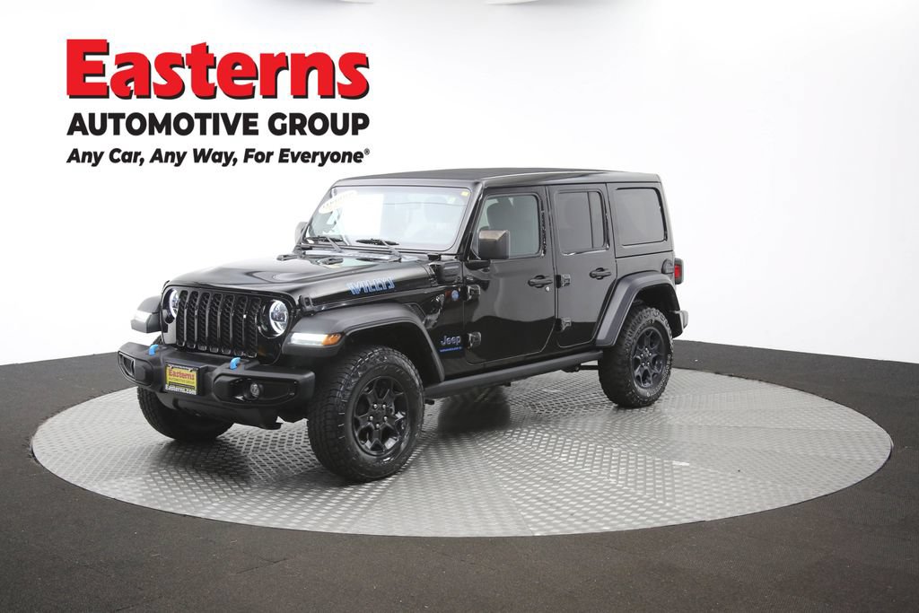 Used 2023 Jeep Wrangler Unlimited w/ Sun & Screen Package AWD/4WD image 56