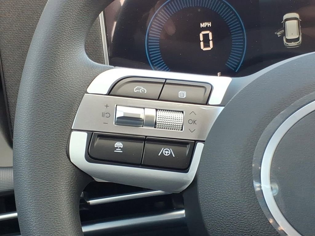 New 2026 Hyundai Tucson SE image 15