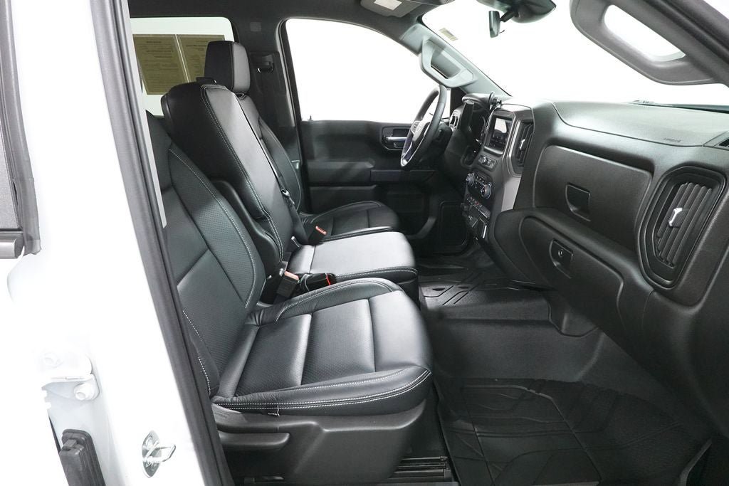 Used 2023 Chevrolet Silverado 1500 Custom w/ Rally Edition AWD/4WD image 31