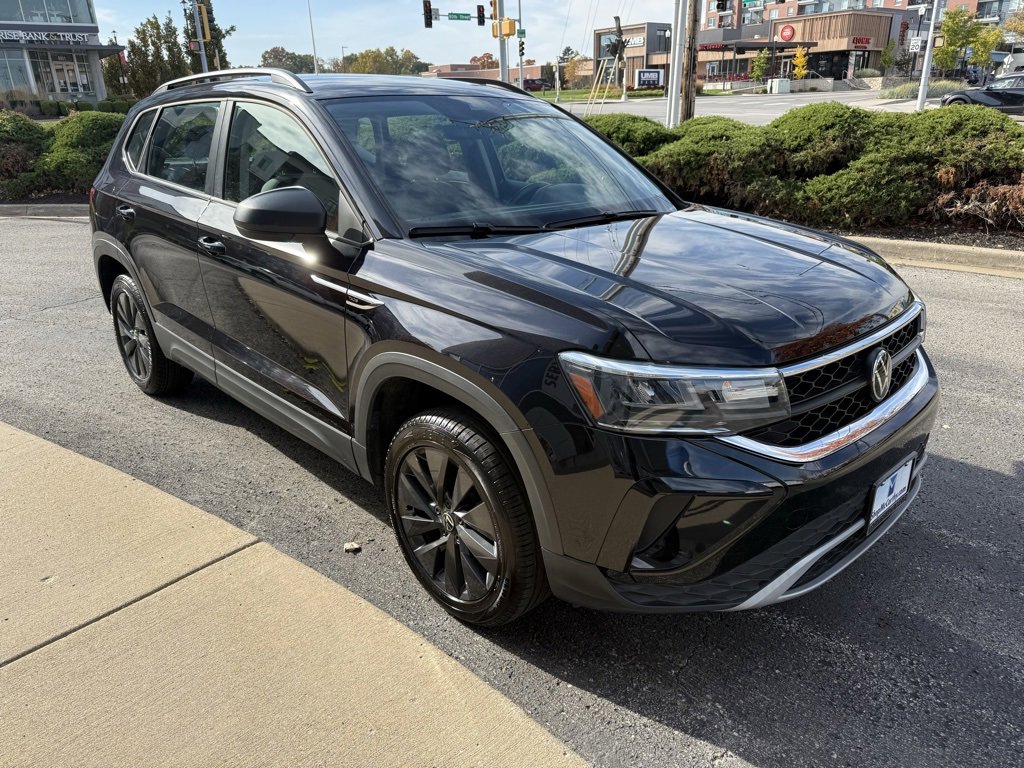 Used 2024 Volkswagen Taos S image 3