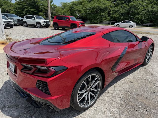 Used 2024 Chevrolet Corvette Stingray Preferred Cpe w/ Battery Protection Package image 4