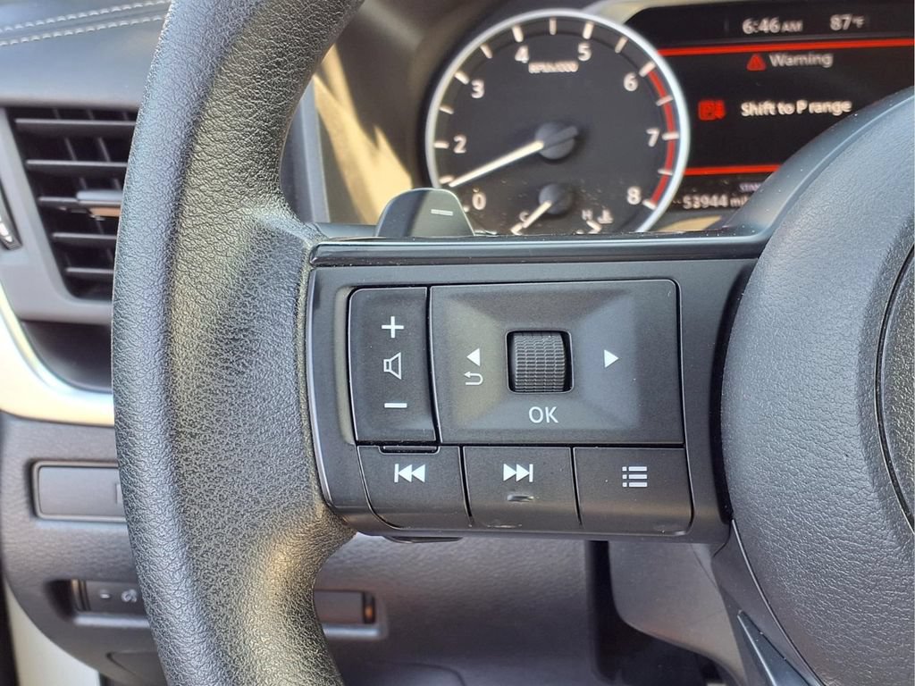 Used 2024 Nissan Rogue S FWD image 16