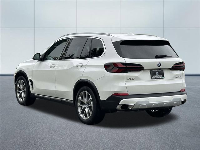 Certified 2025 BMW X5 xDrive50e w/ Premium Package image 8