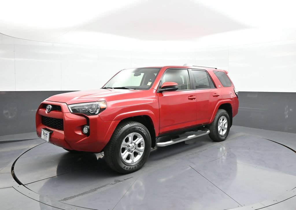 Used 2016 Toyota 4Runner SR5 AWD/4WD image 10