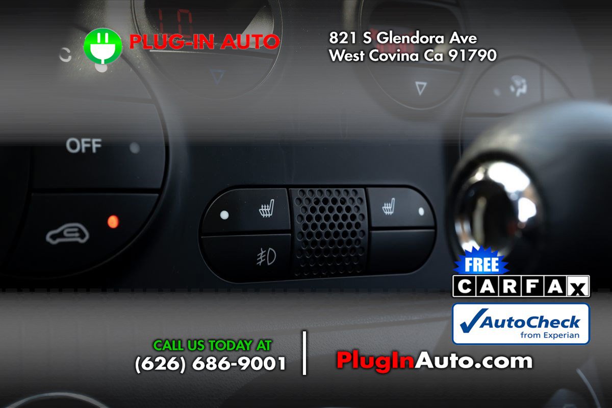 Used 2012 FIAT 500 Lounge w/ Luxury Leather Pkg FWD image 23
