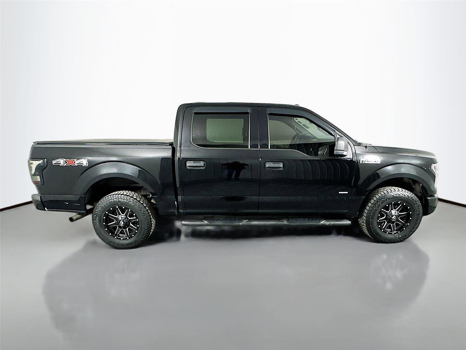 Used 2016 Ford F150 XLT image 8