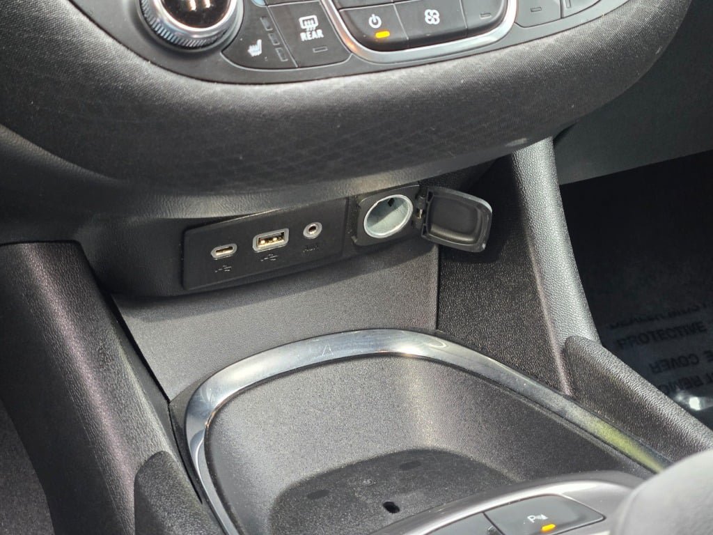 Used 2024 Chevrolet Malibu LT FWD image 27