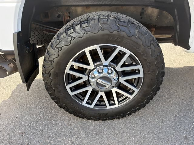 Used 2019 Ford F250 Lariat w/ Lariat Ultimate Package AWD/4WD image 31