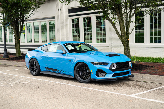 New 2026 Ford Mustang GT w/ GT Performance Package RWD image 2