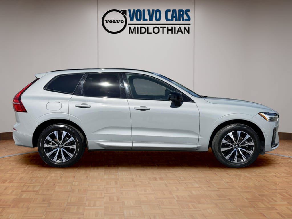 Used 2024 Volvo XC60 B5 Plus w/ Protection Package Premier AWD/4WD image 18
