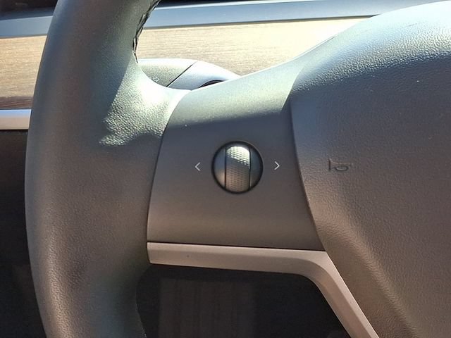 Used 2019 Tesla Model 3 Standard Range Plus RWD image 24