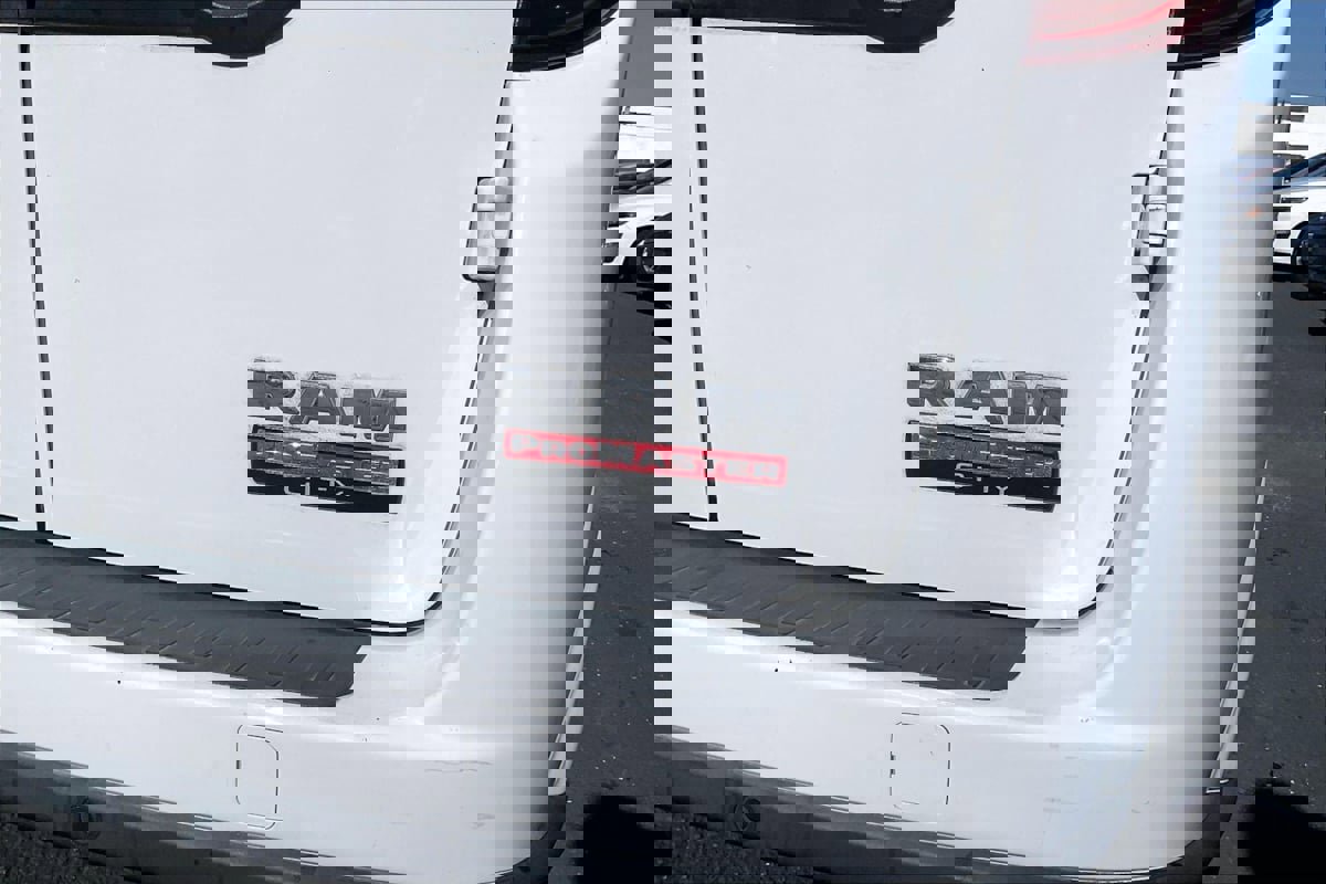 Used 2017 RAM ProMaster City Tradesman SLT w/ Rear Back-up Camera Group image 8