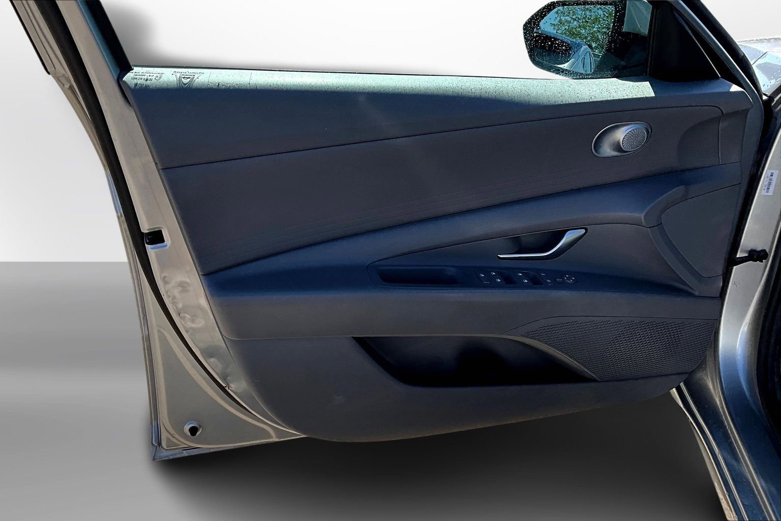 Used 2021 Hyundai Elantra SE image 24