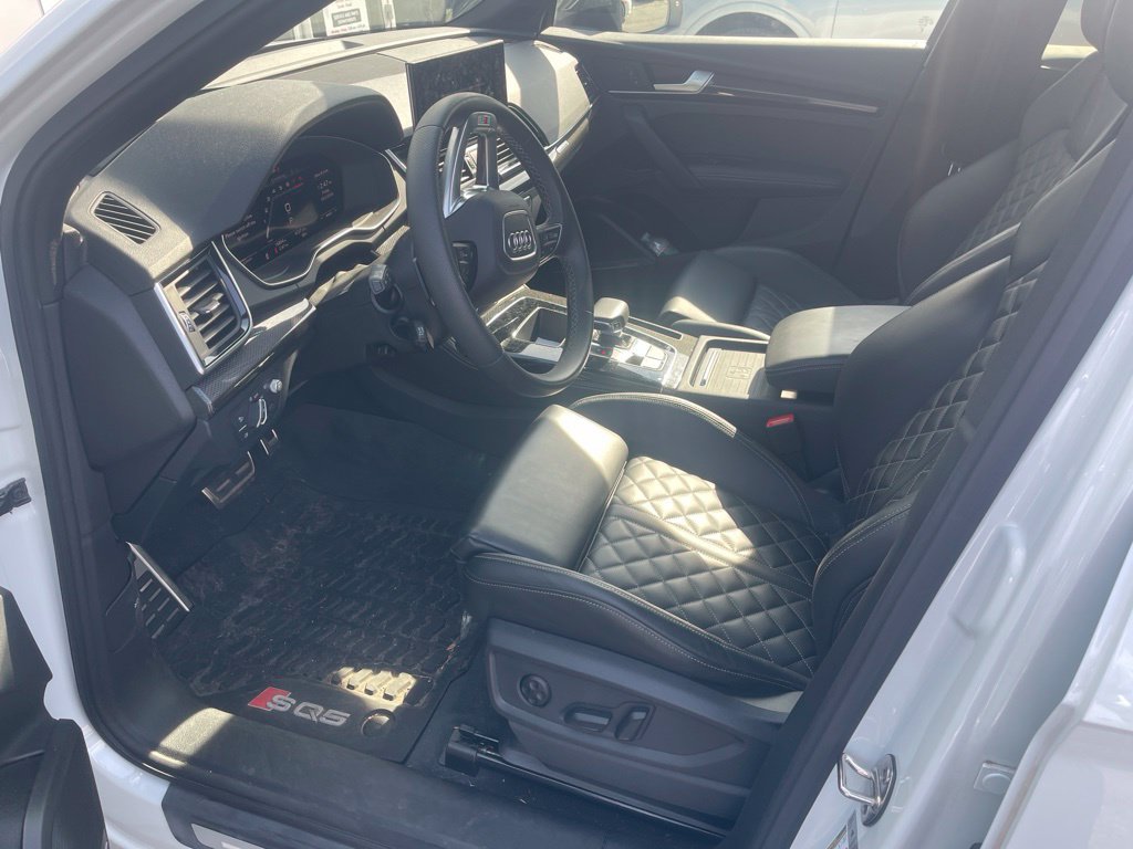 Used 2024 Audi SQ5 Prestige w/ Prestige Package AWD/4WD image 14