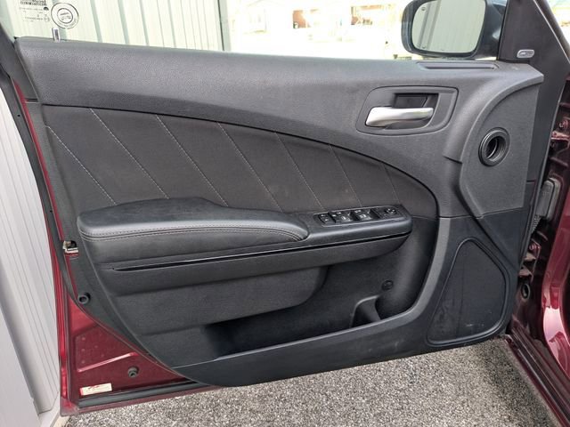 Used 2020 Dodge Charger SXT w/ Blacktop Package image 25