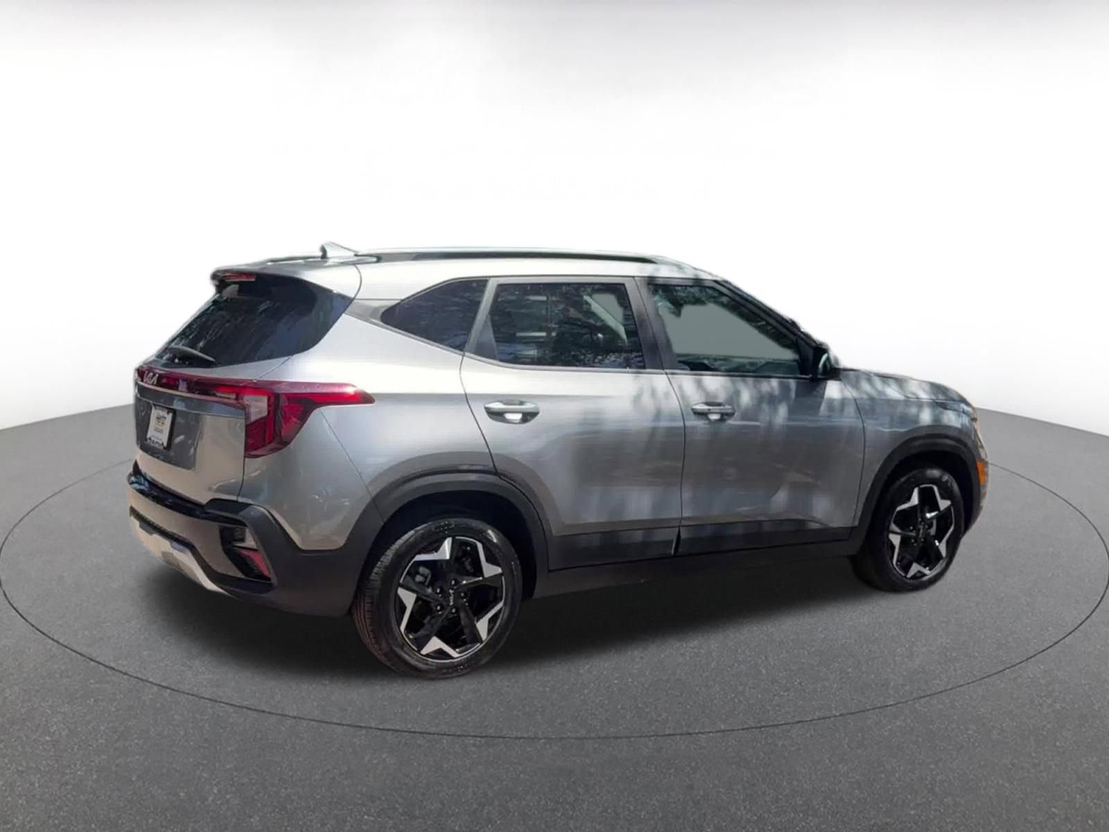 Used 2025 Kia Seltos S FWD image 15