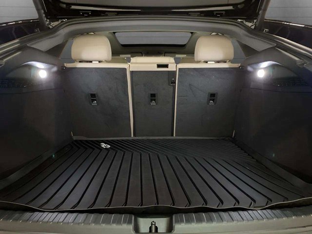 Used 2024 Audi Q4 e-tron Premium Plus w/ Premium Plus image 88