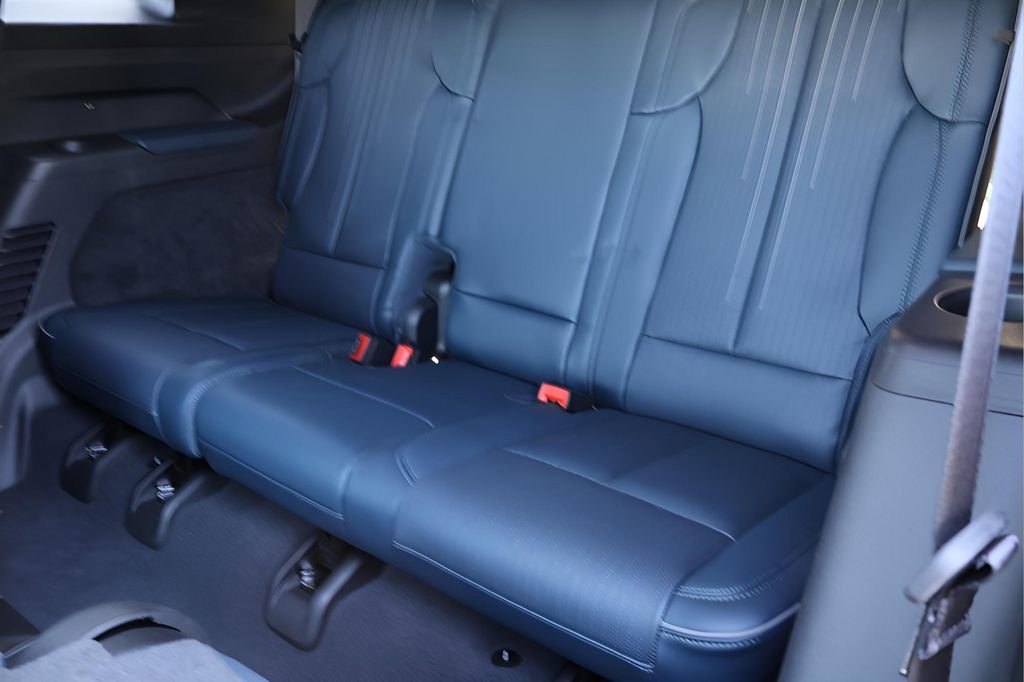 New 2025 Cadillac Escalade IQ Sport 2 w/ LPO, ONYX Package image 18