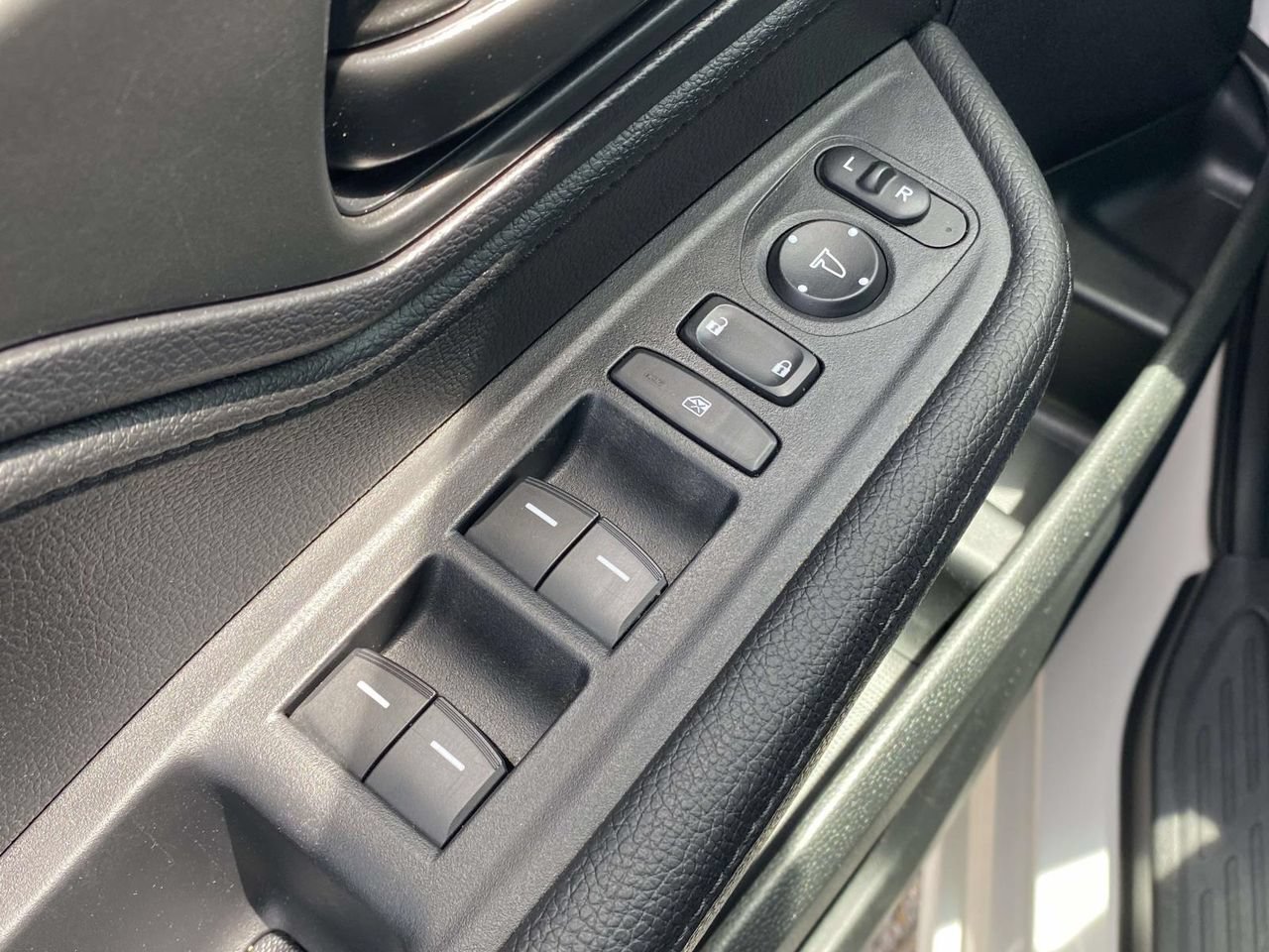 Used 2024 Honda Odyssey Sport image 18