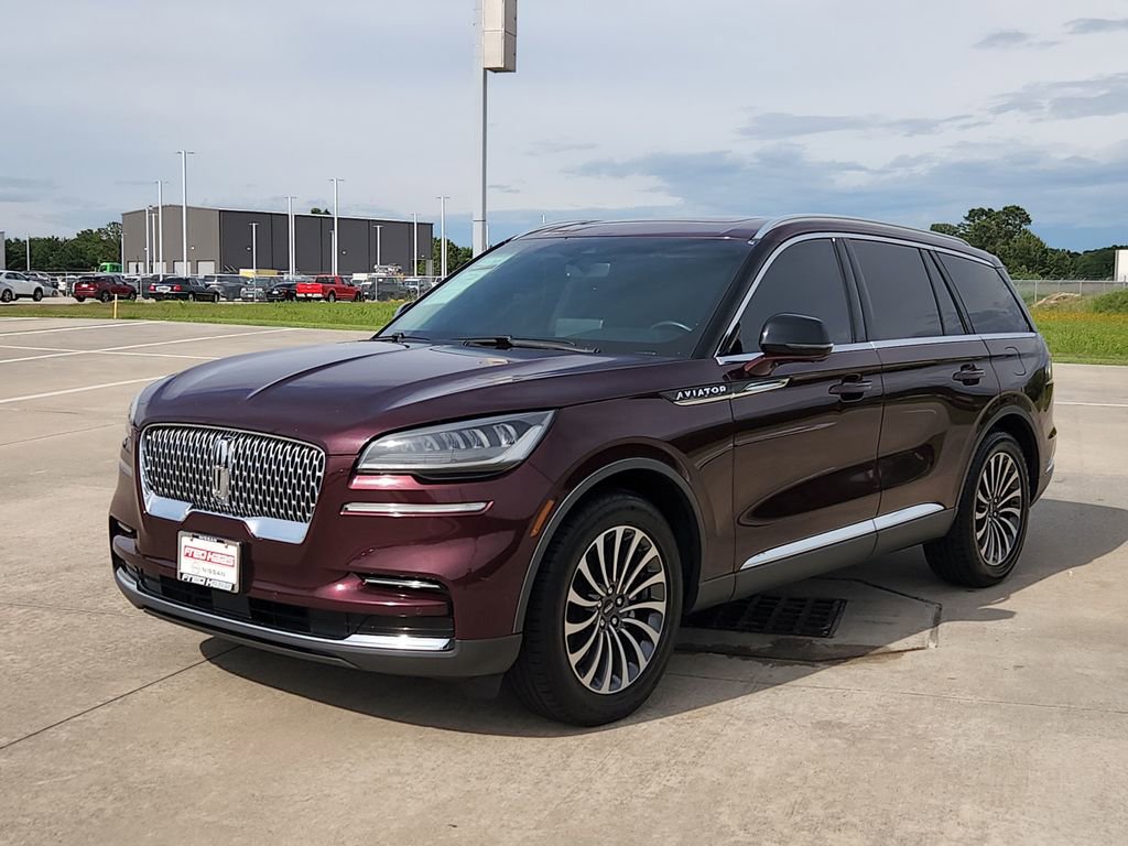 Used 2022 Lincoln Aviator Reserve w/ Elements Package Plus RWD image 3