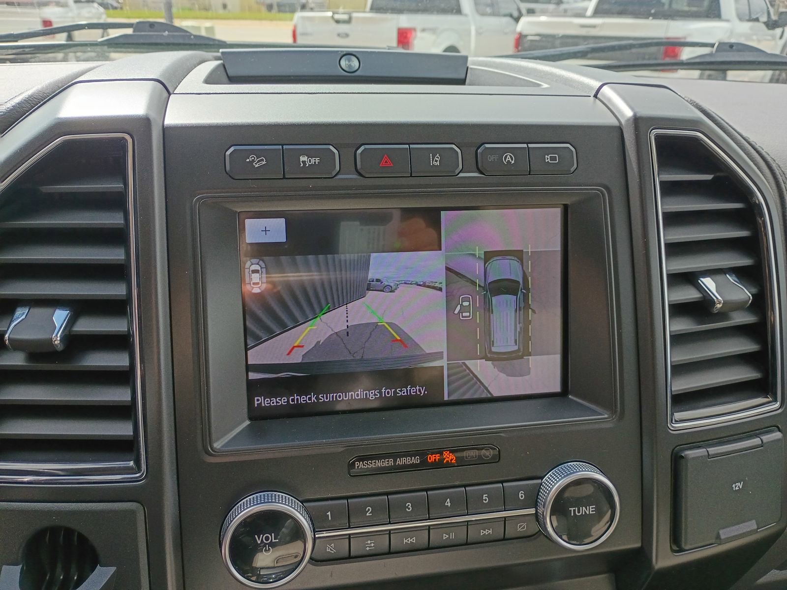 Used 2021 Ford Expedition Limited AWD/4WD image 19