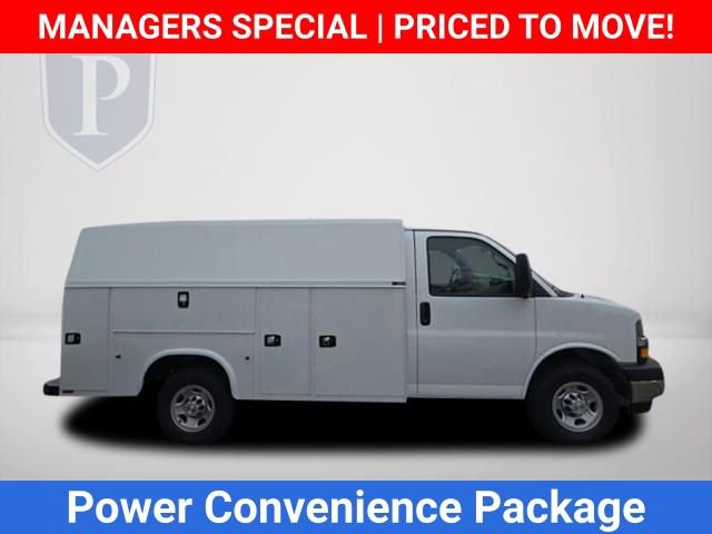 New 2025 Chevrolet Express 3500 w/ Power Convenience Package RWD image 4