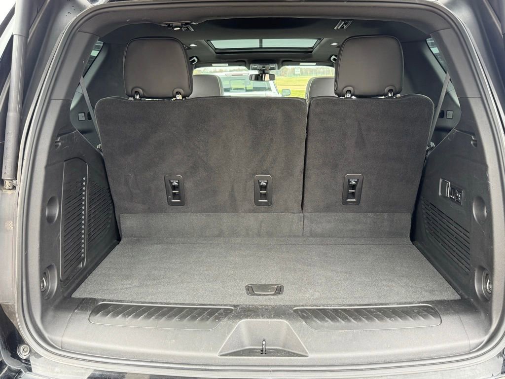 Used 2022 GMC Yukon SLT w/ SLT Premium Package image 40