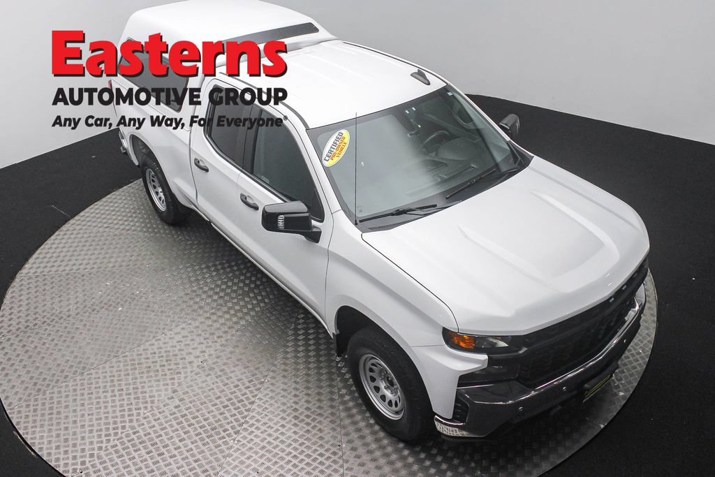 Used 2021 Chevrolet Silverado 1500 W/T w/ WT Value Package AWD/4WD image 3