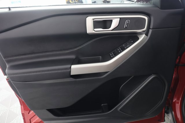 Used 2023 Ford Explorer XLT w/ Equipment Group 202A image 26